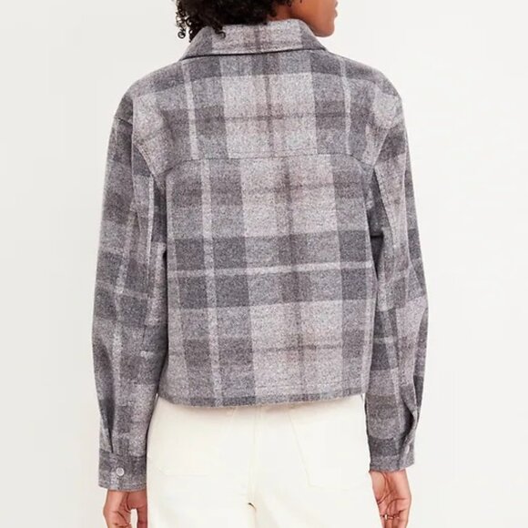 Relaxed Shirt Jacket - Picture 2 of 13